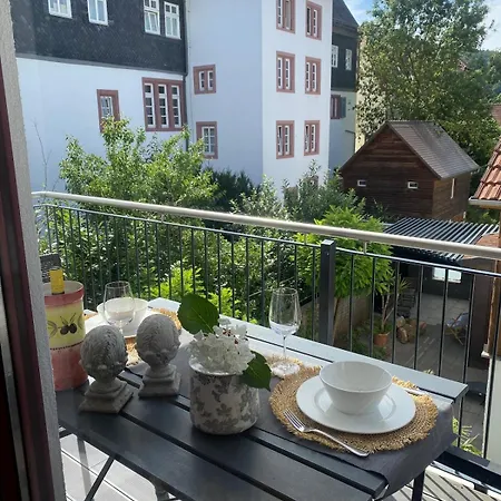 Apartment Downtown No 5 *